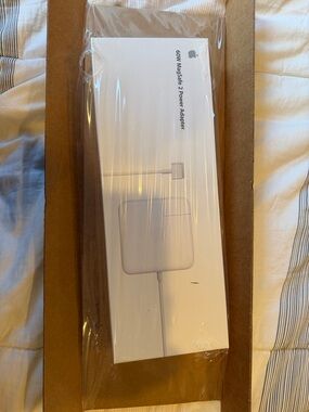 Apple 60W MagSafe 2 Power Adapter - White